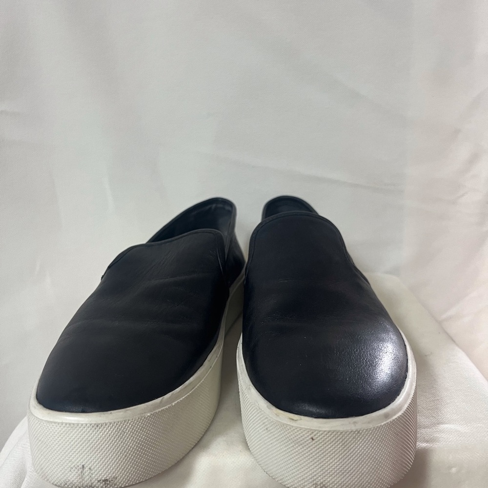 Vince sneakers